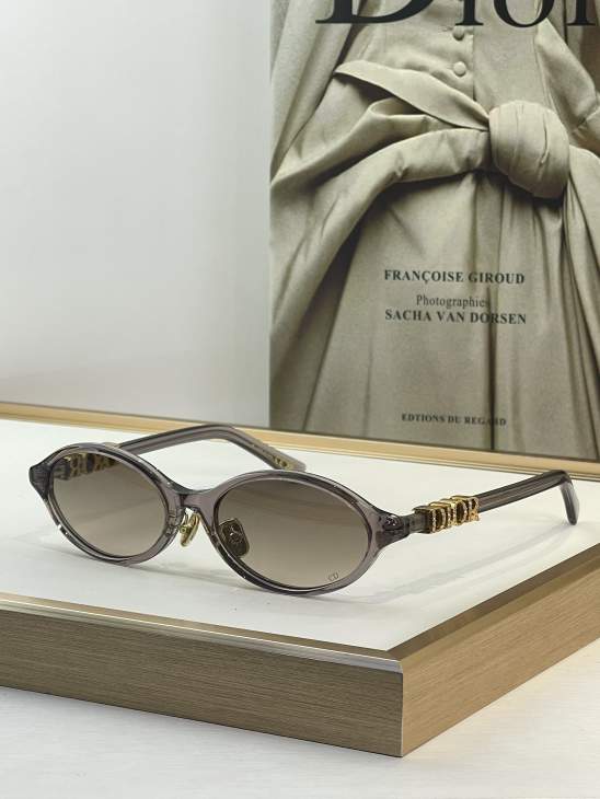 Picture of Dior Sunglasses _SKUfw76161942fw